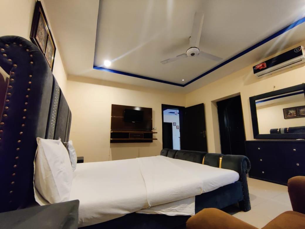 Luxury Guest Rooms Rawalpindi Exterior foto